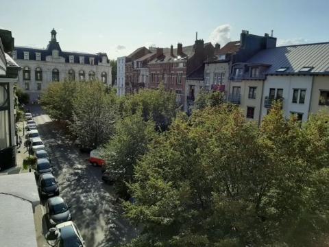 Spacieux Duplex de 86 m² avec Jardin et Terrasse près de la Gare du Midi – Anderlecht