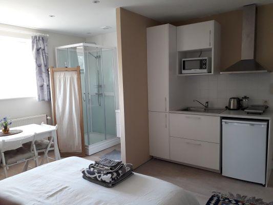 Studio dans une maison familiale nord de Bruxelles location mensuelle ou par trimestre renouvelable
