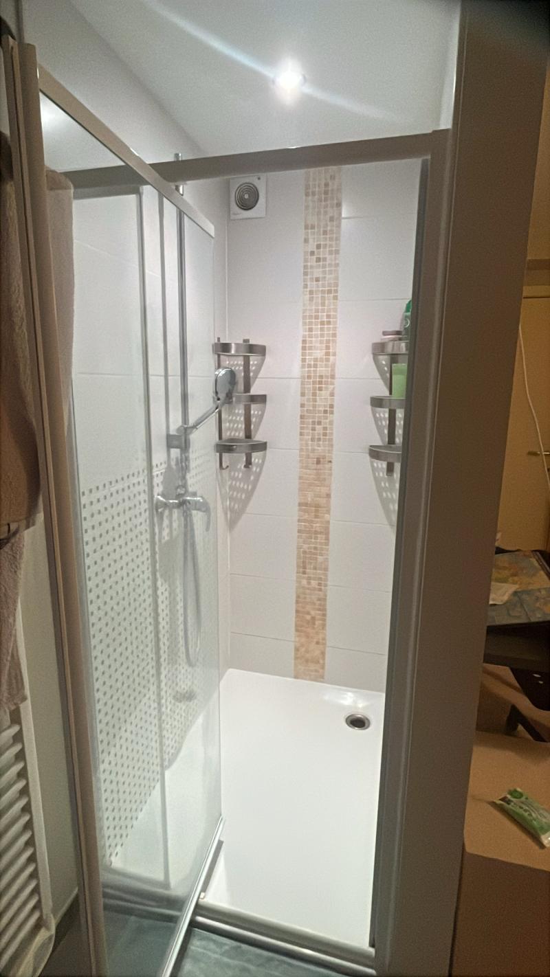 Chambre à louer avec salle de bain privative