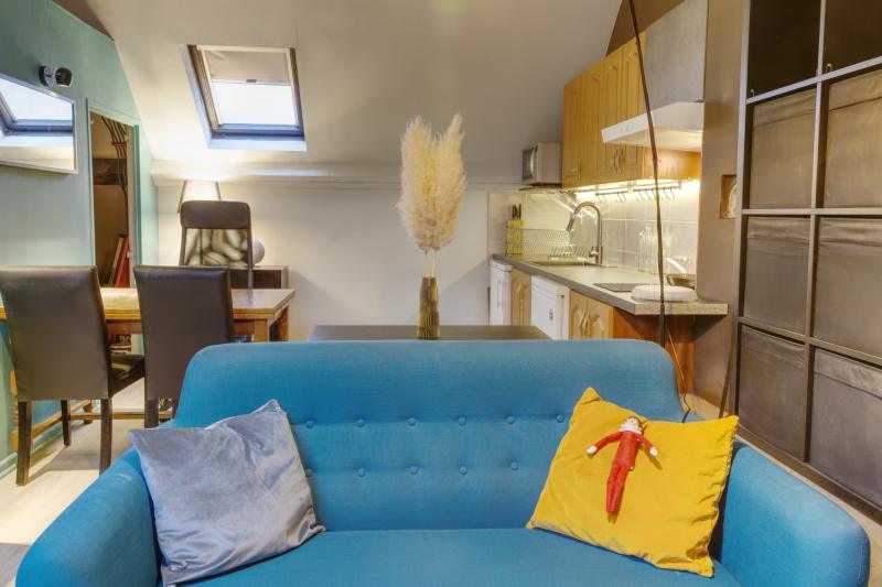 Studio meublé 45m² sous toit mansardé