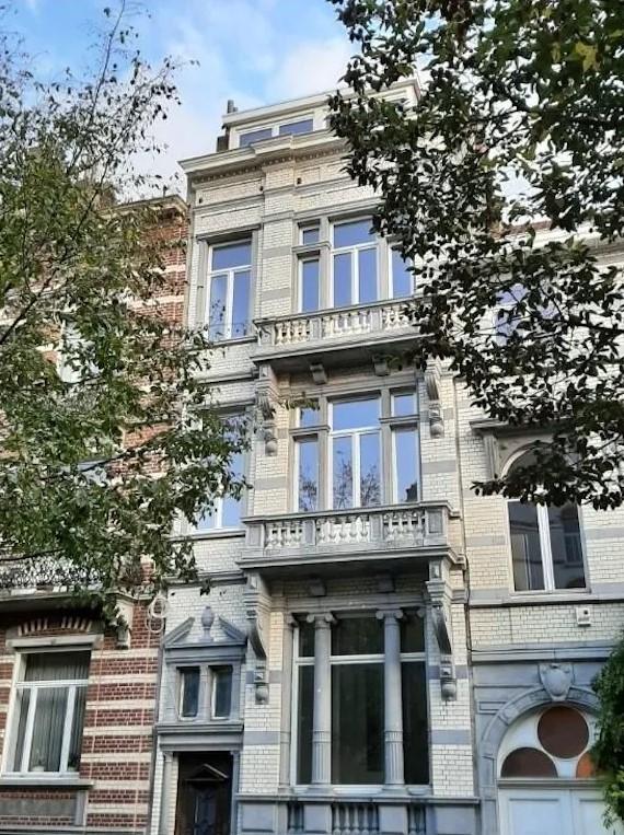 Spacieux Duplex de 86 m² avec Jardin et Terrasse près de la Gare du Midi – Anderlecht