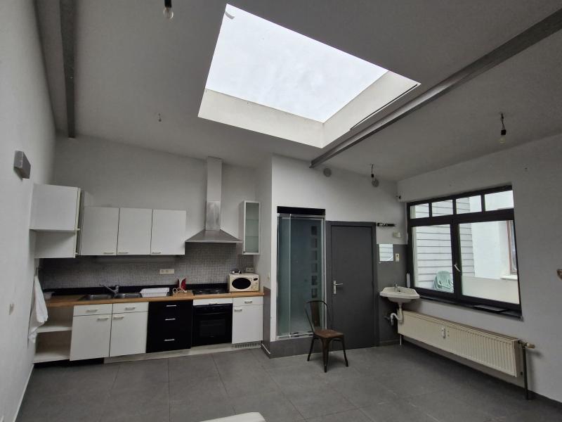 Studio calme et lumineux au cœur de Bruxelles – Quartier Bourse / Jardin aux Fleurs