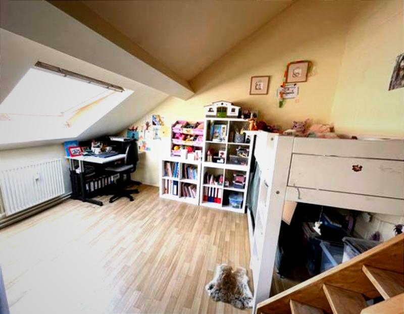 Studio + chambre en mezzanine à 1300 Wavre
