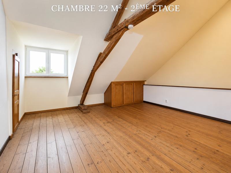Grande chambre 22 m² avec poutres – 500 € tout compris